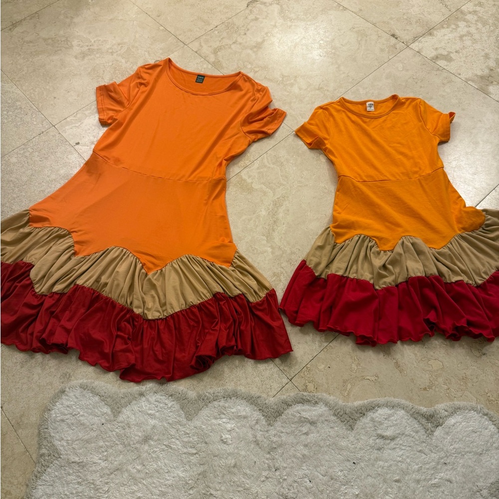 SHEIN Orange and Red Ruffle Kids Dress Set